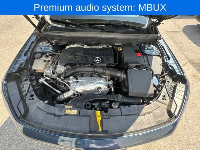 Used 2022 Mercedes-Benz GLB 250 4MATIC image 13