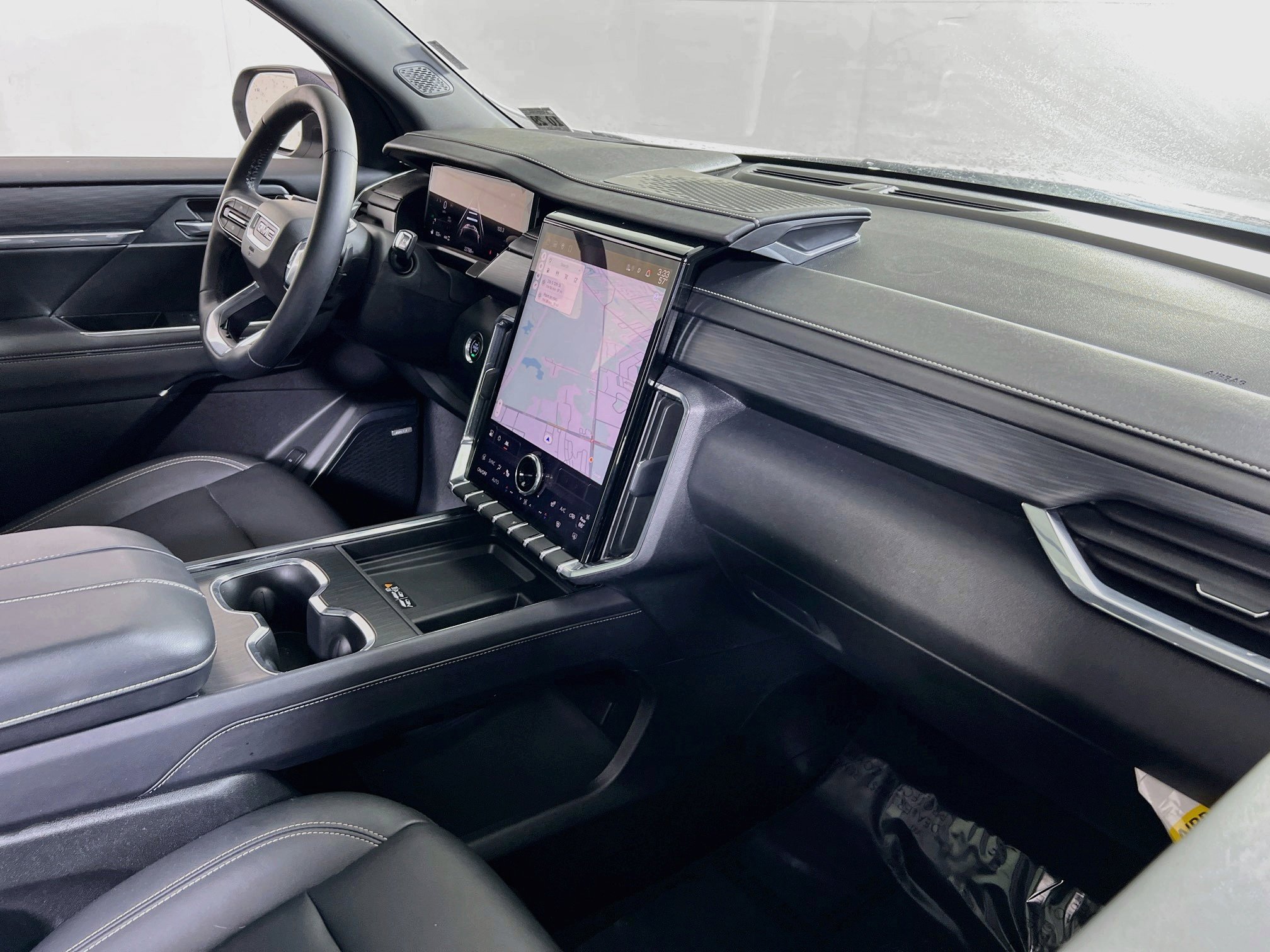 Used 2024 GMC Acadia Elevation w/ Black Edition AWD/4WD image 30