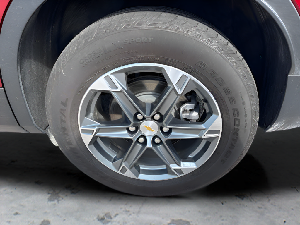 Used 2025 Chevrolet Blazer LT AWD/4WD image 16