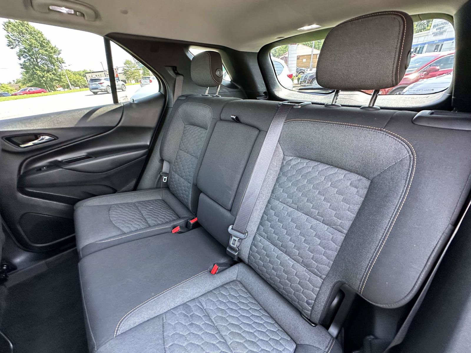 Used 2019 Chevrolet Equinox LT FWD image 26