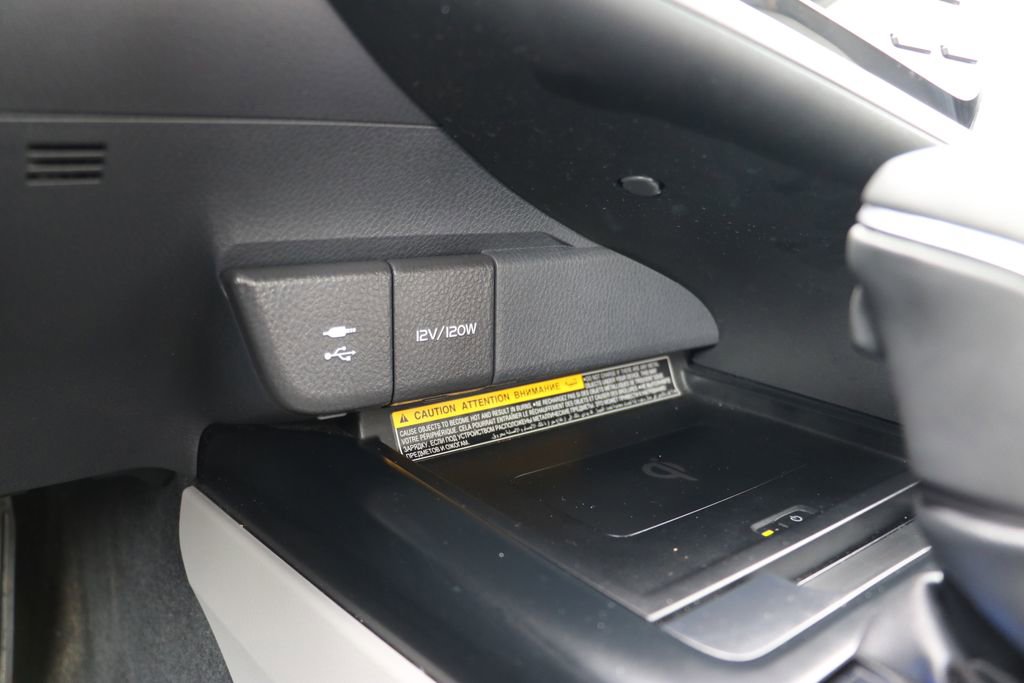 Used 2019 Toyota Camry XLE w/ Driver Assist Package FWD image 17