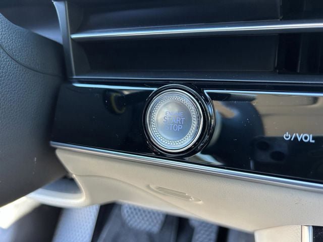 New 2026 Genesis GV70 2.5T Select AWD/4WD image 34