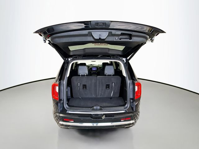 Used 2022 GMC Acadia Denali w/ Denali Technology Package image 27
