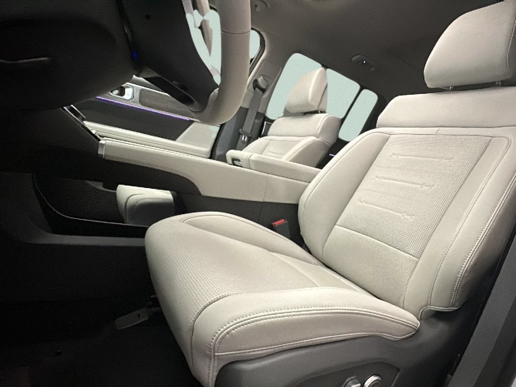 New 2026 Hyundai Santa Fe Limited AWD/4WD image 11