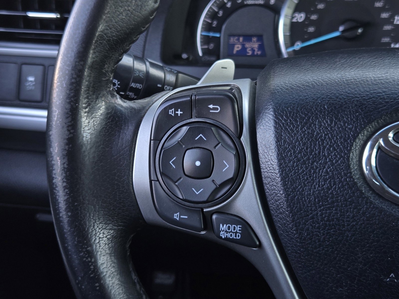 Used 2013 Toyota Camry SE image 17