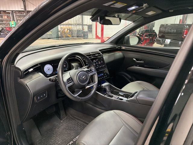 Used 2023 Hyundai Santa Cruz Limited w/ Winter Package image 10