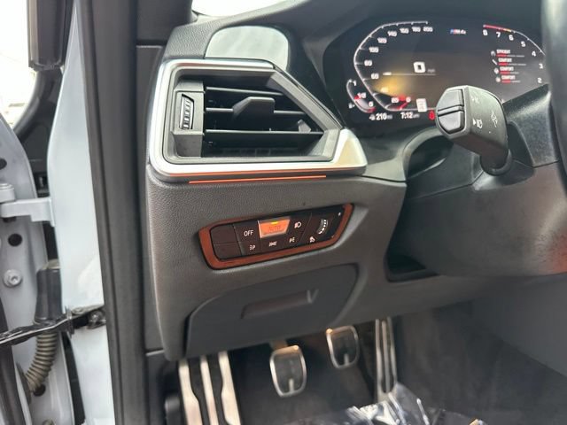 Used 2022 BMW M4 Coupe w/ Executive Package RWD image 18