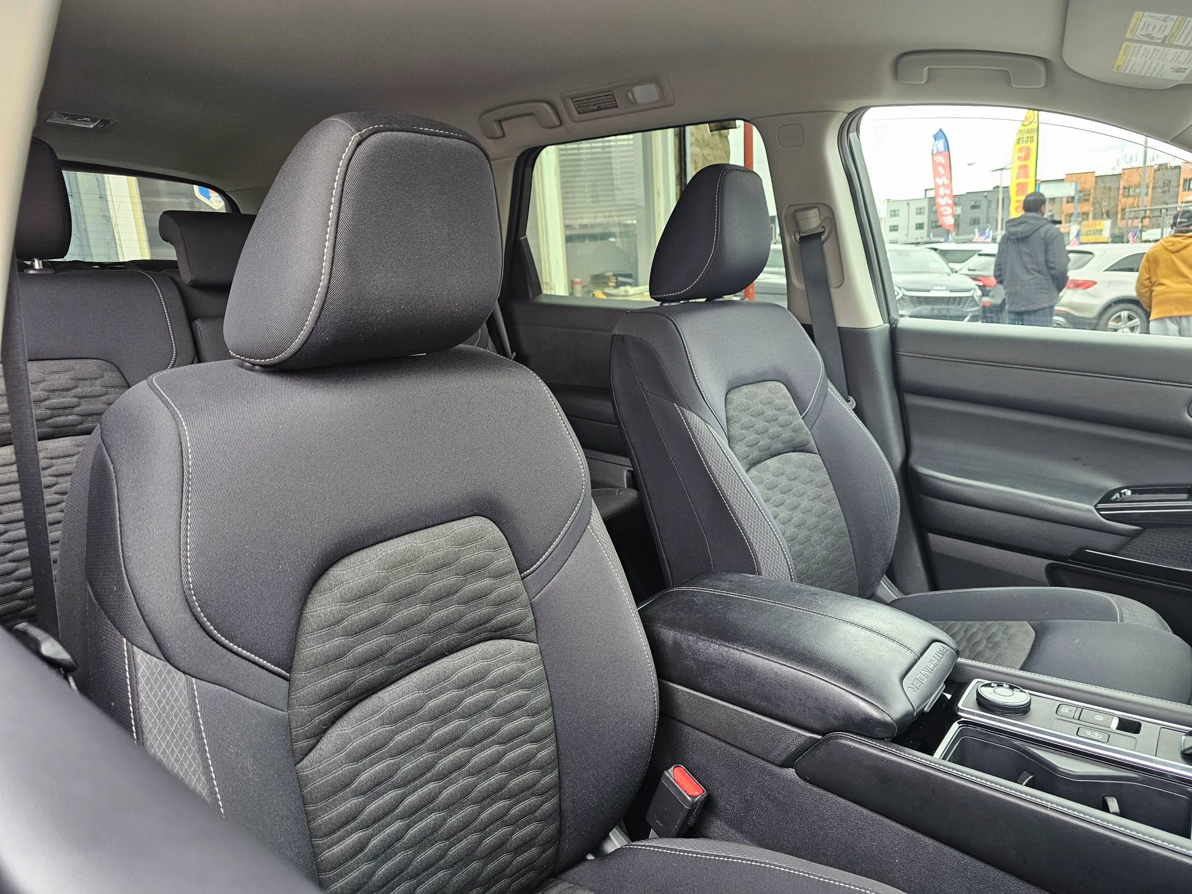 Used 2022 Nissan Pathfinder SV w/ Cargo Package image 15