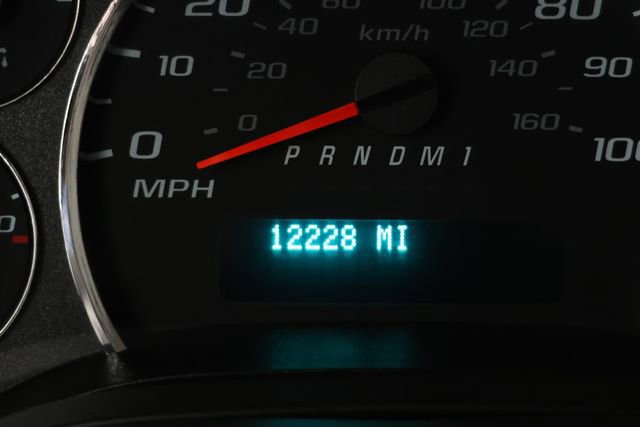 Used 2022 Chevrolet Express 3500 w/ Driver Convenience Package image 5