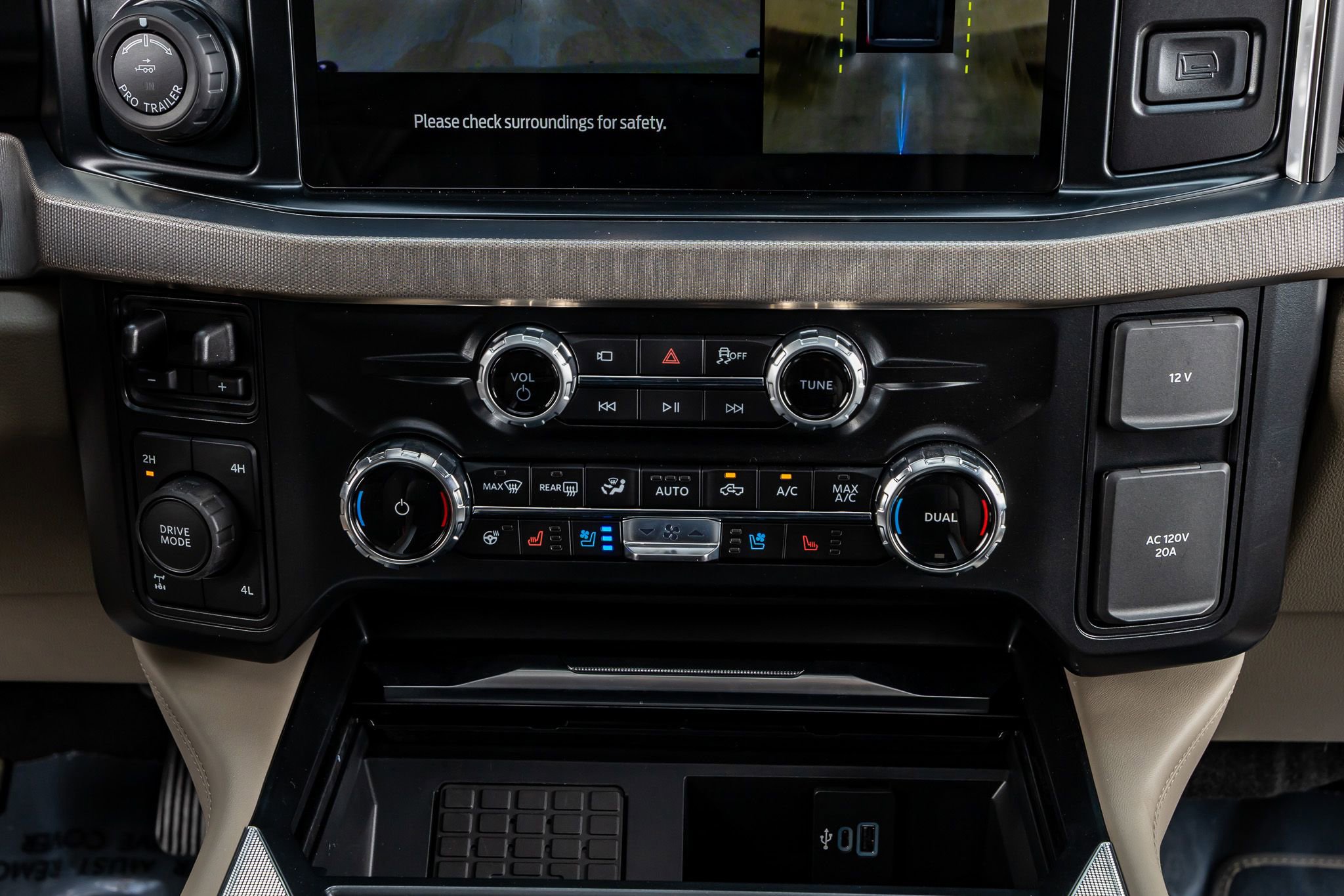 Used 2026 Ford F250 Platinum AWD/4WD image 27