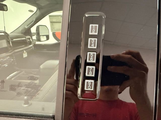 New 2026 Ford F350 Lariat w/ Black Appearance Package image 9