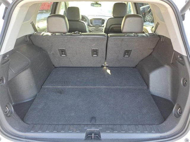 Used 2023 GMC Terrain SLT image 27