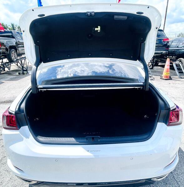 Used 2021 Lexus ES 350 F Sport image 12