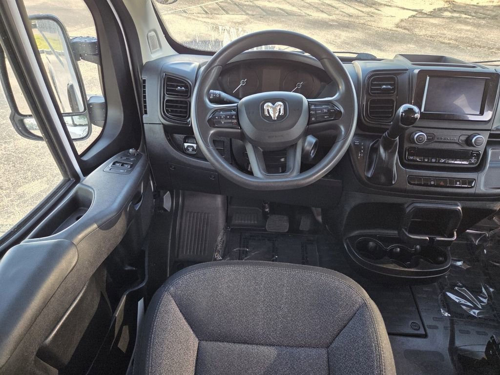 Used 2025 RAM ProMaster 2500 w/ Convenience Group FWD image 31