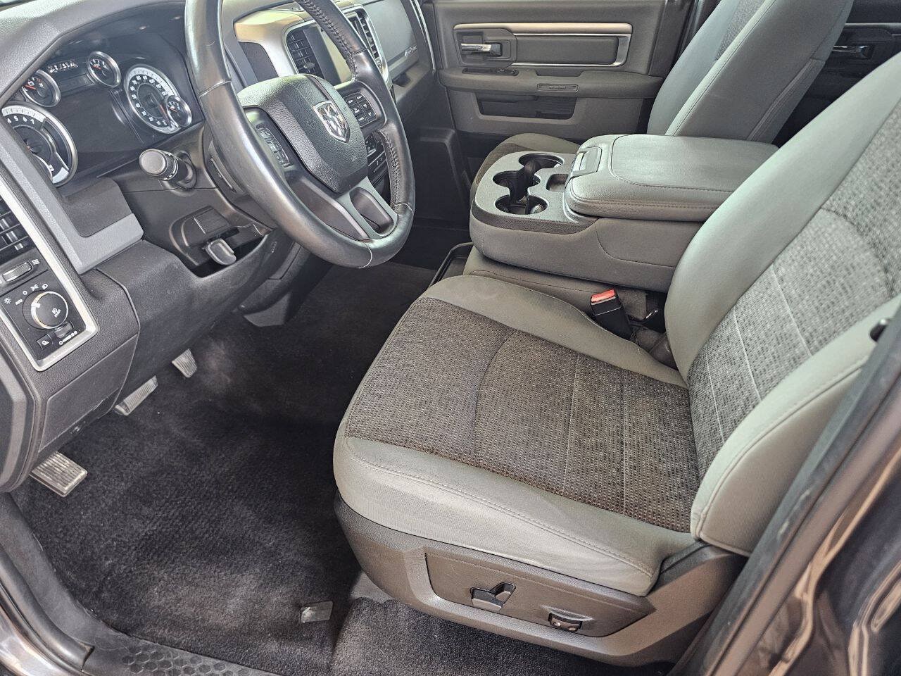 Used 2017 RAM 1500 Lone Star RWD image 11