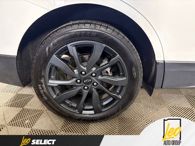 Used 2022 Chevrolet Equinox RS w/ Infotainment Package AWD/4WD image 24
