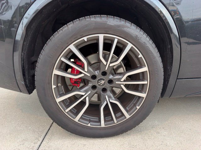 Used 2023 Maserati Grecale Modena AWD/4WD image 19