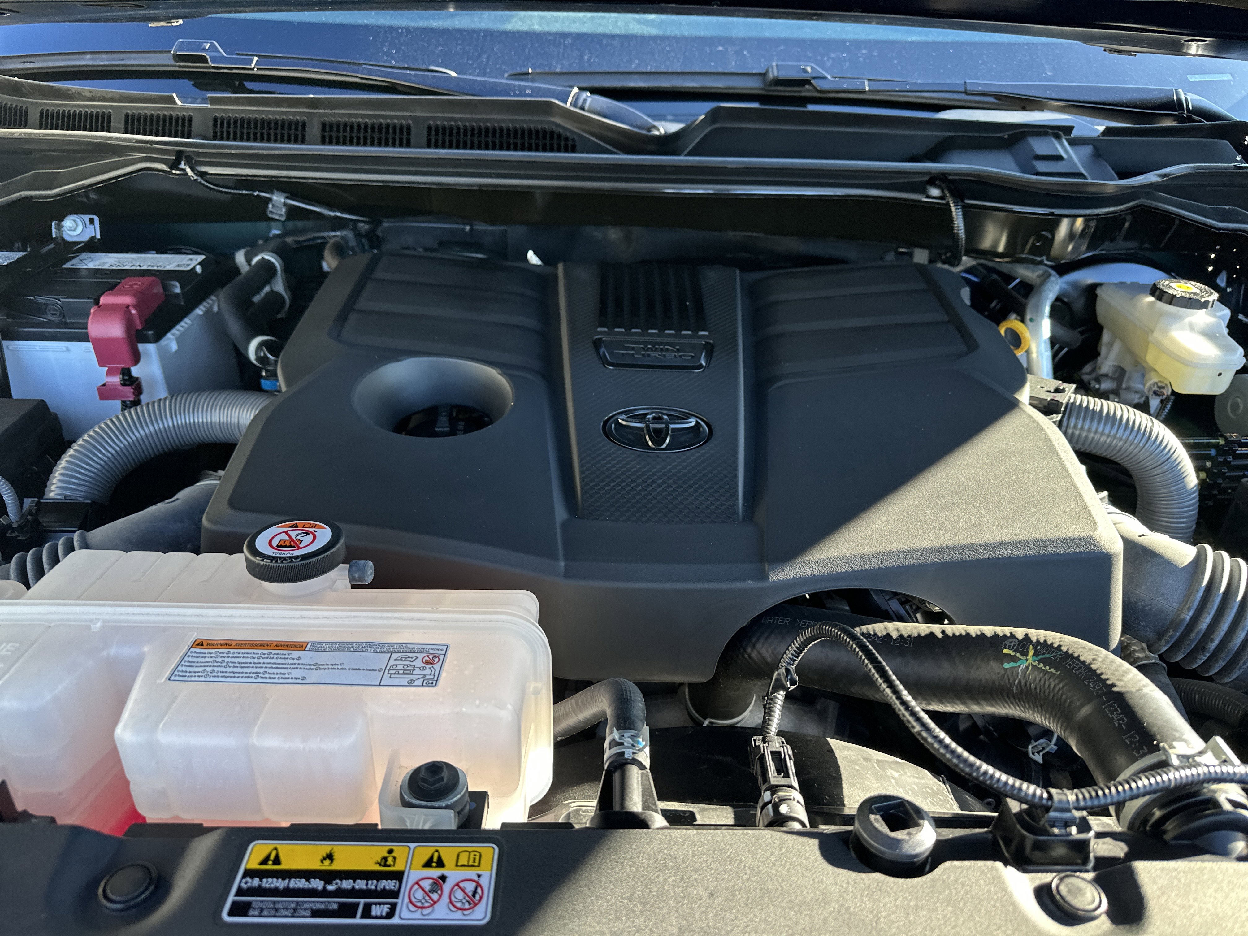 Used 2024 Toyota Tundra Limited image 15