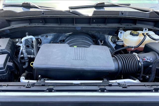Used 2022 GMC Sierra 1500 AT4 w/ AT4 Premium Package AWD/4WD image 9