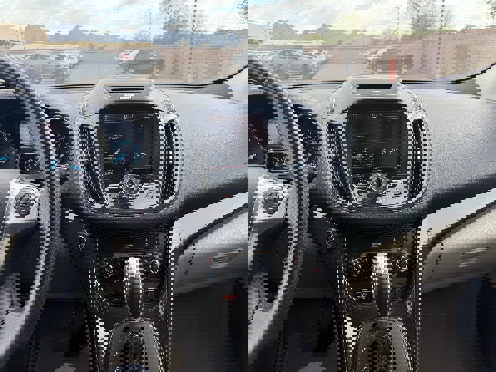 Used 2015 Ford Escape Titanium image 20