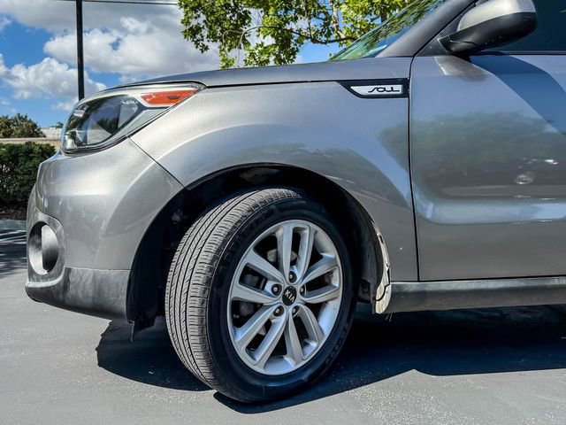 Used 2019 Kia Soul + FWD image 21