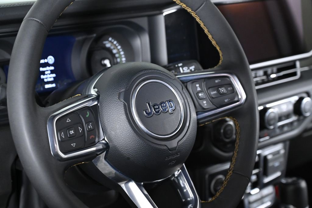 Used 2024 Jeep Wrangler High Altitude image 14