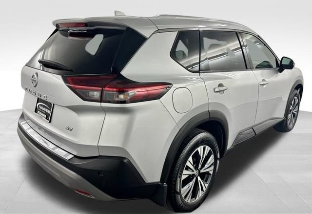 Used 2021 Nissan Rogue SV w/ Premium Package image 9