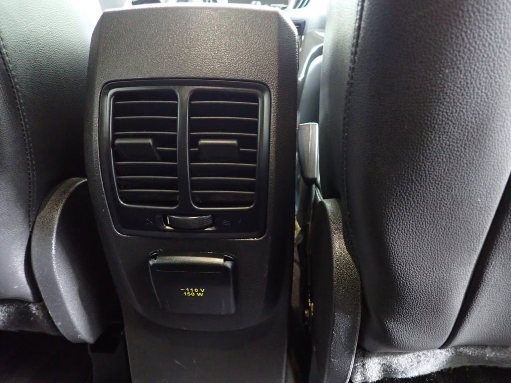 Used 2019 Ford Escape Titanium AWD/4WD image 43