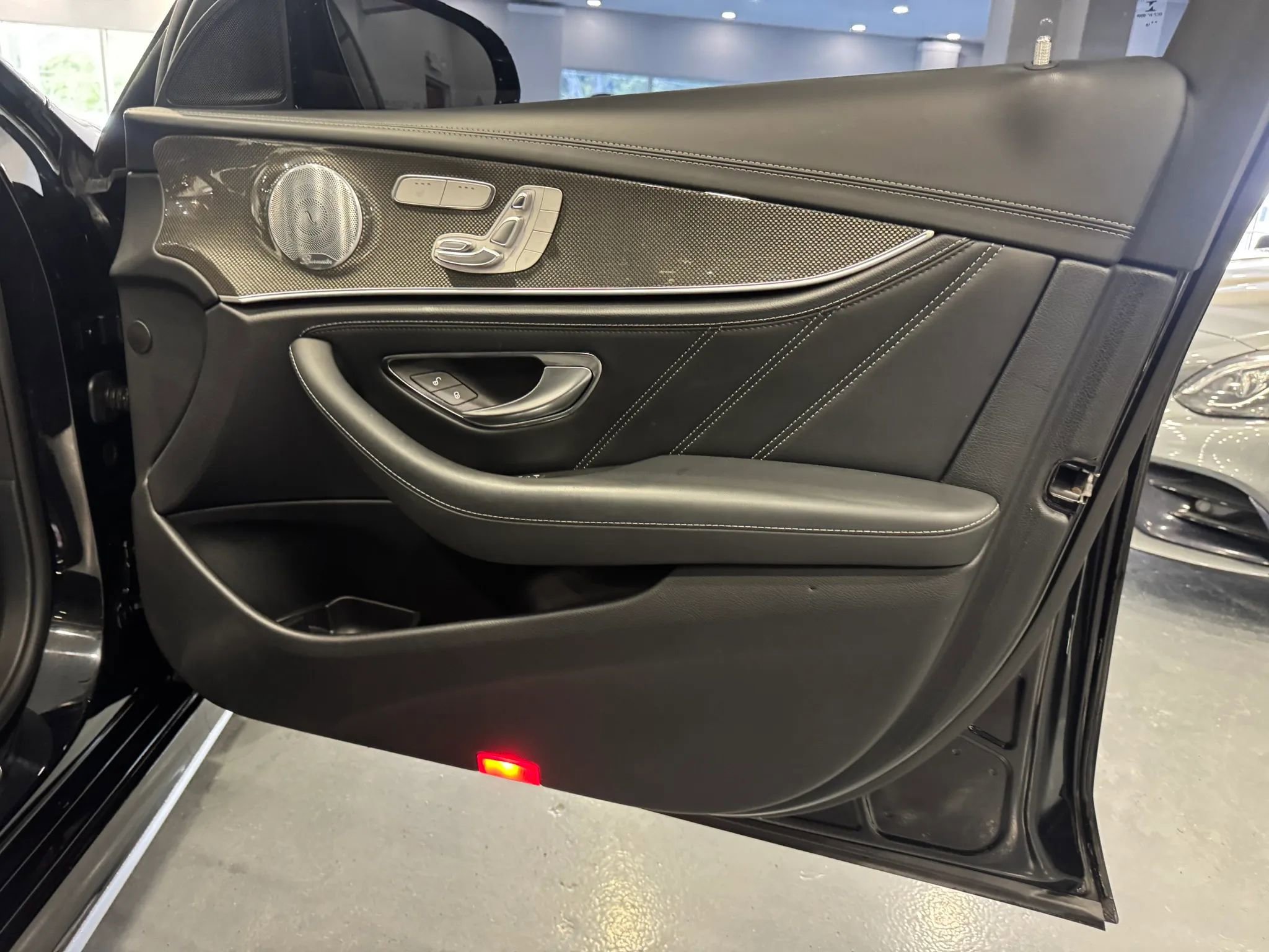 Used 2019 Mercedes-Benz E 63 AMG S image 16