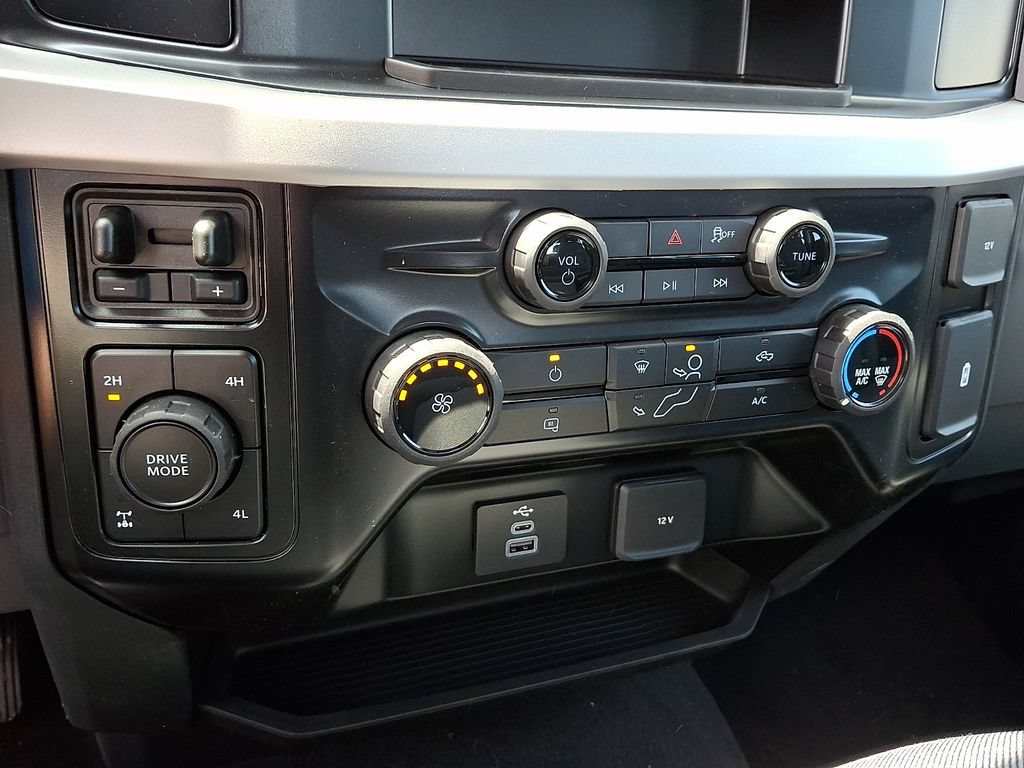 New 2026 Ford F250 XL w/ STX Appearance Package AWD/4WD image 8