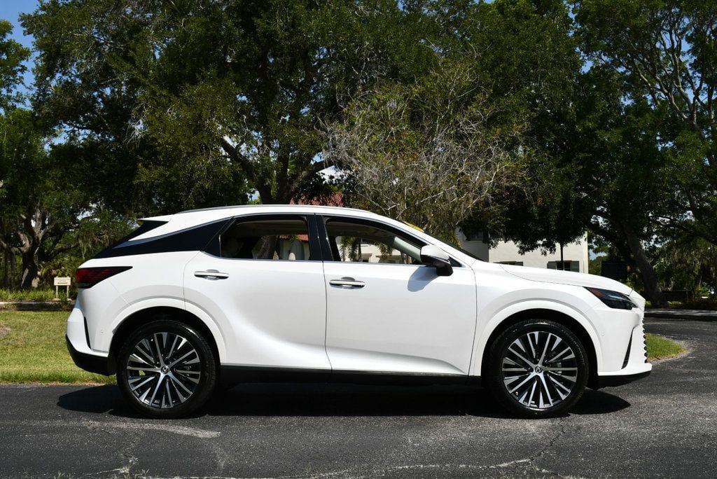 Used 2023 Lexus RX 350 Premium Plus w/ Accessory Package FWD image 31