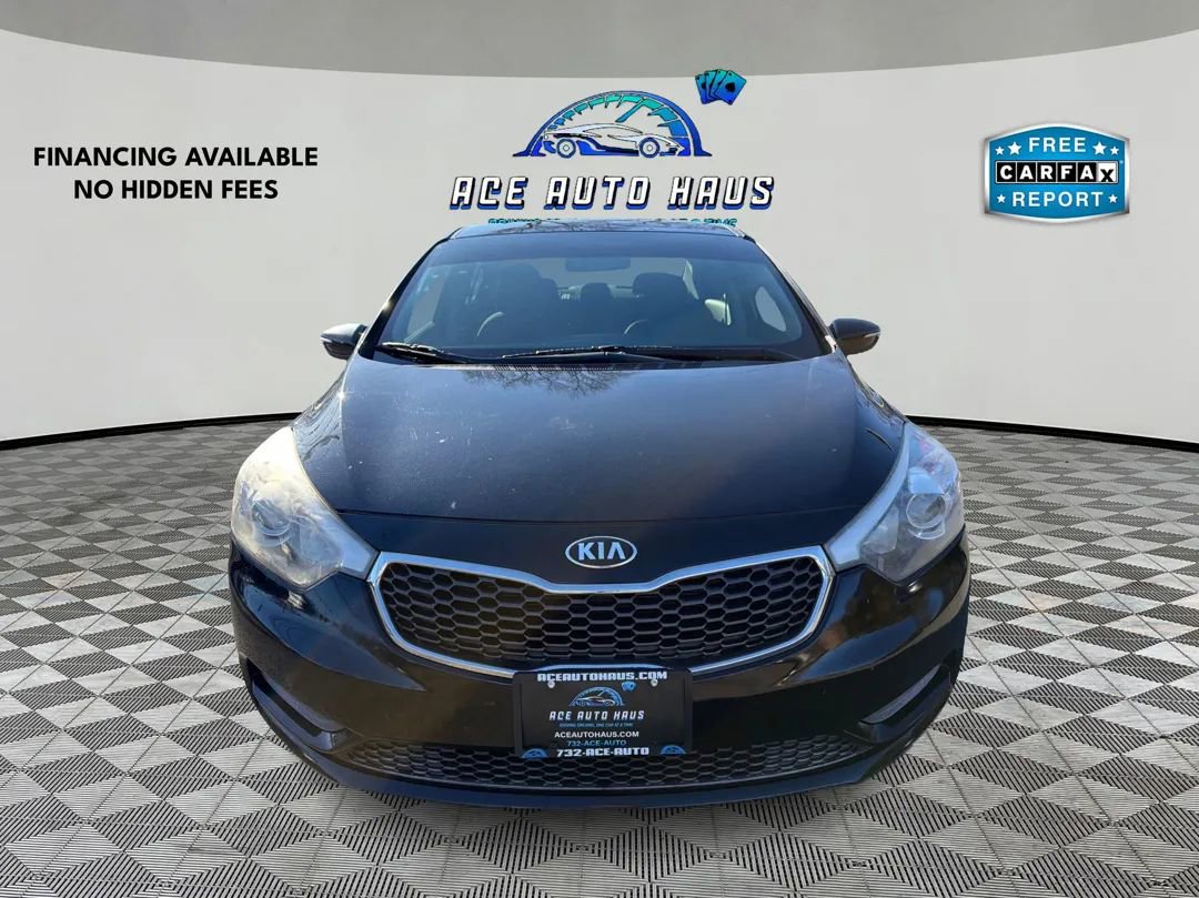 Used 2015 Kia Forte LX w/ Popular Package image 2