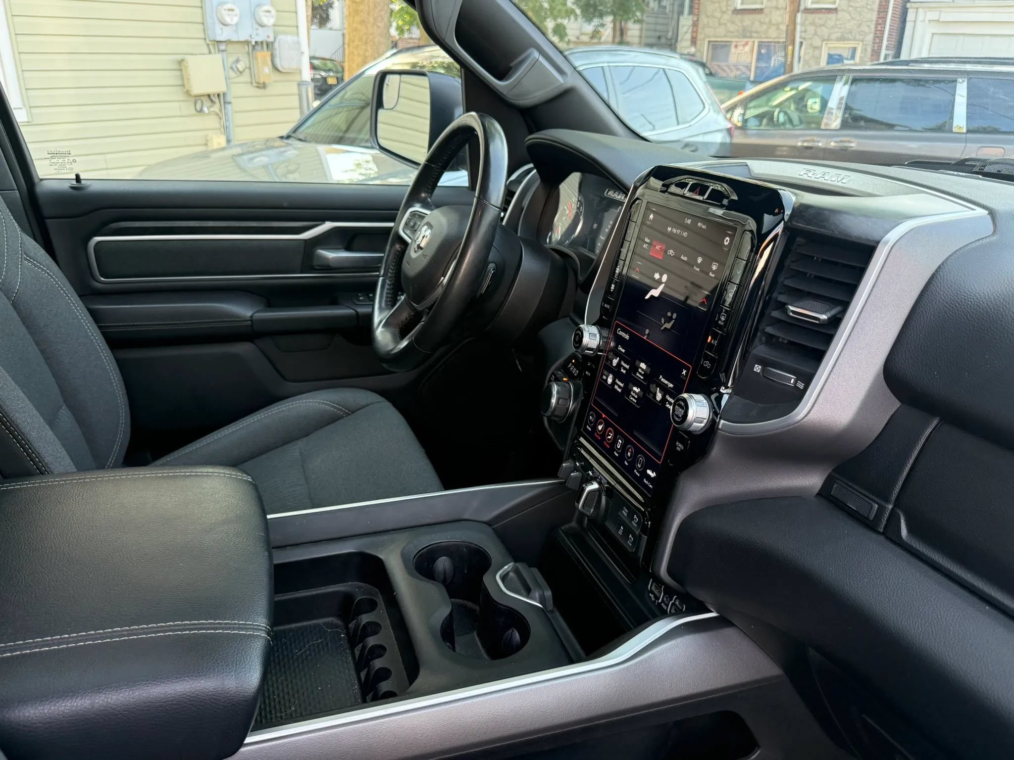 Used 2021 RAM 1500 Big Horn AWD/4WD image 28