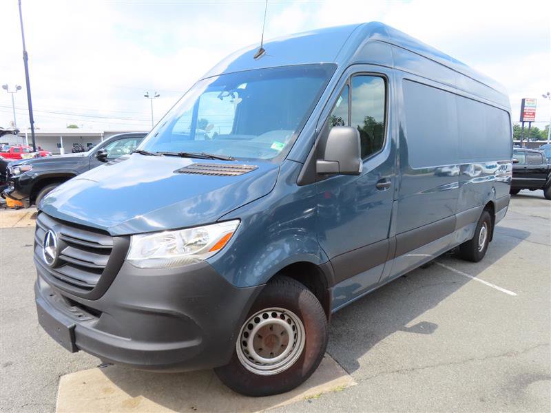 Used 2019 Mercedes-Benz Sprinter 170 image 4