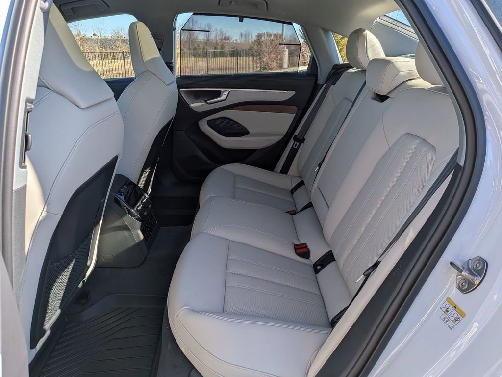 New 2026 Audi A6 Premium Plus image 14