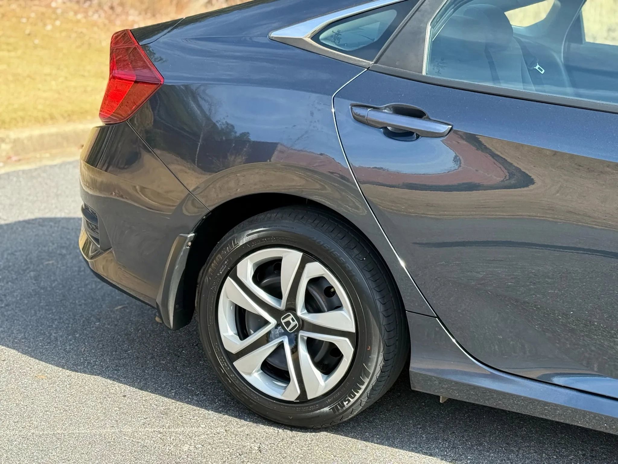 Used 2018 Honda Civic LX image 7