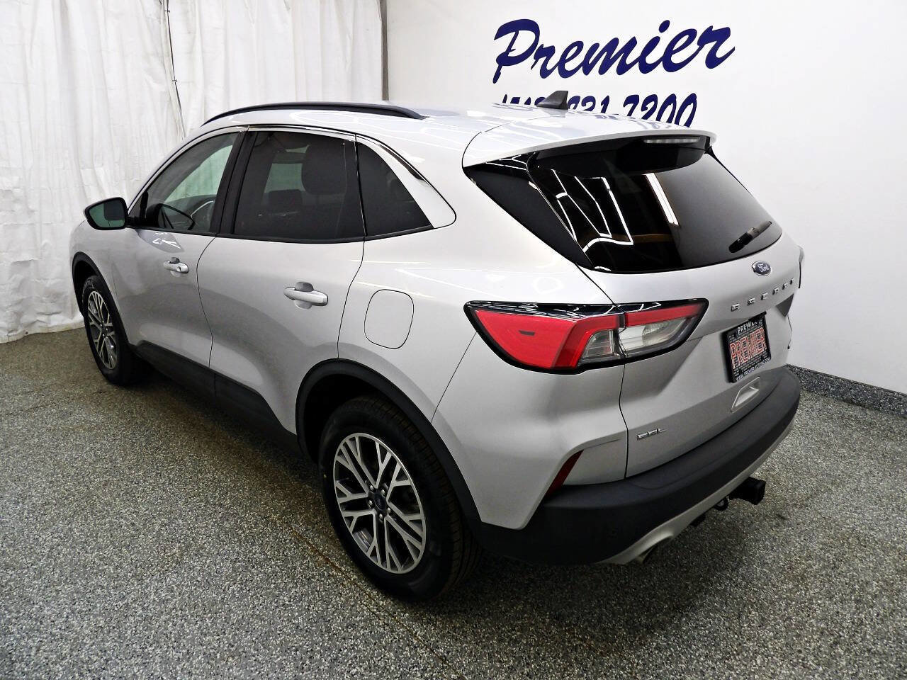 Used 2020 Ford Escape SEL image 4