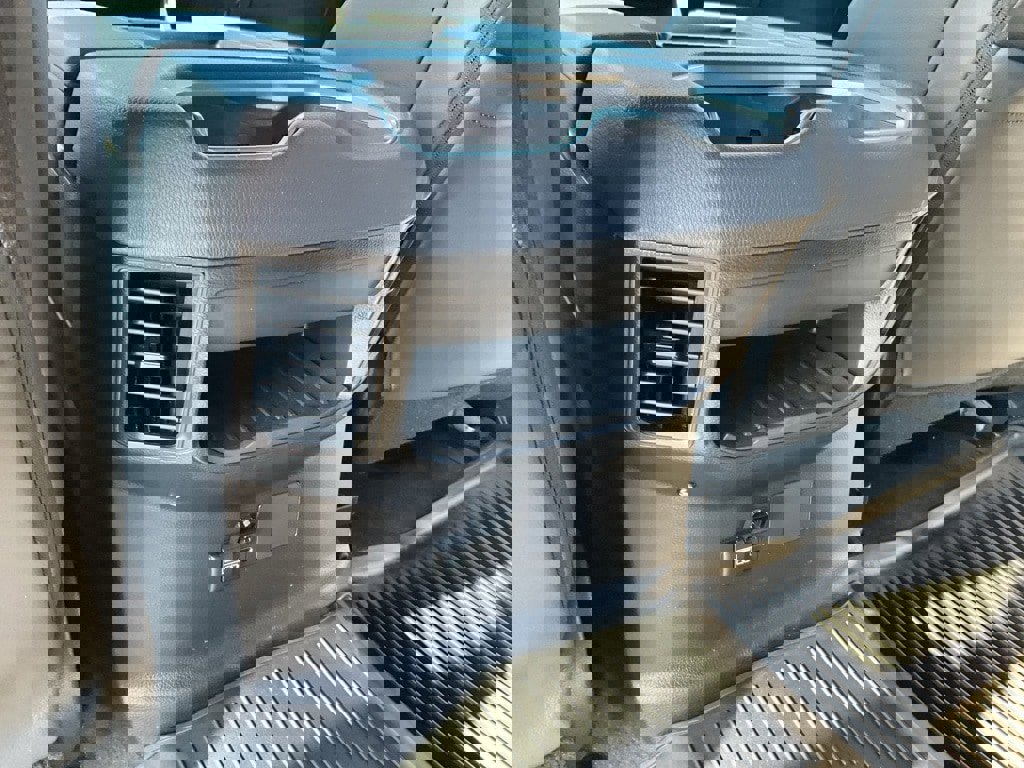 Used 2025 Toyota Tundra Limited image 14