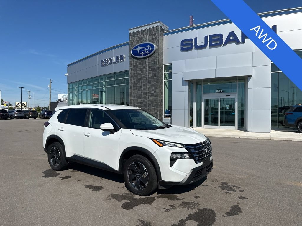 Used 2024 Nissan Rogue SV AWD/4WD image 1