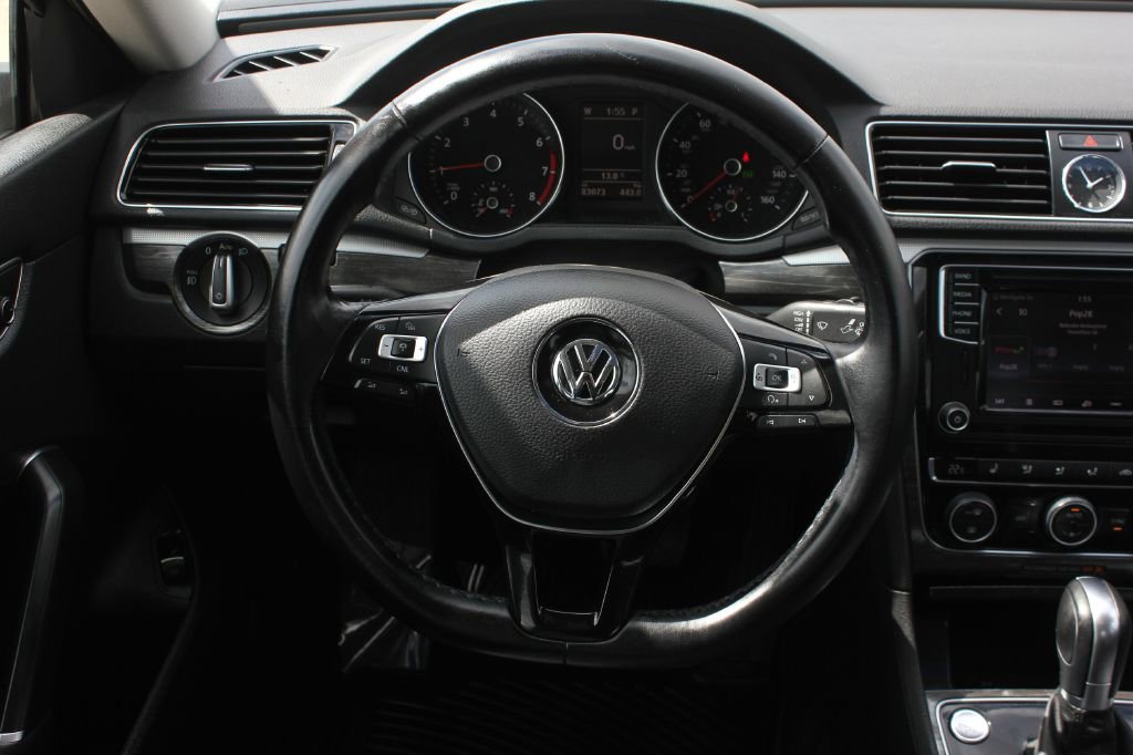Used 2016 Volkswagen Passat 1.8T SE image 11