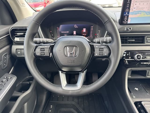 New 2026 Honda Pilot Touring image 12