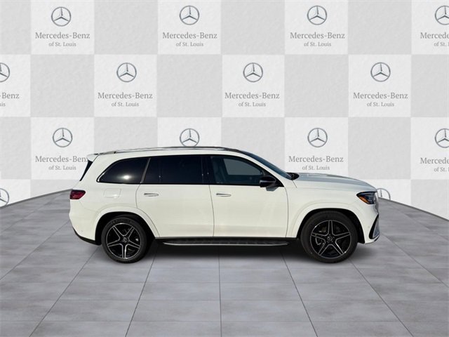 New 2025 Mercedes-Benz GLS 450 4MATIC image 2