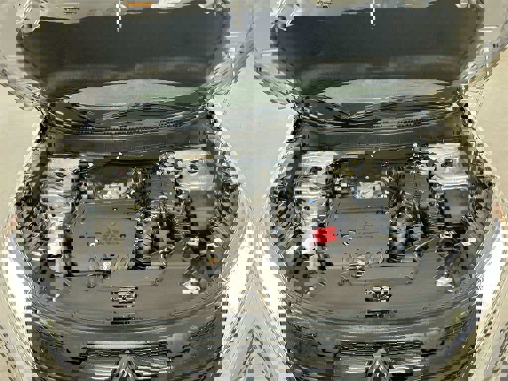 New 2025 Mitsubishi Outlander Sport LE image 9