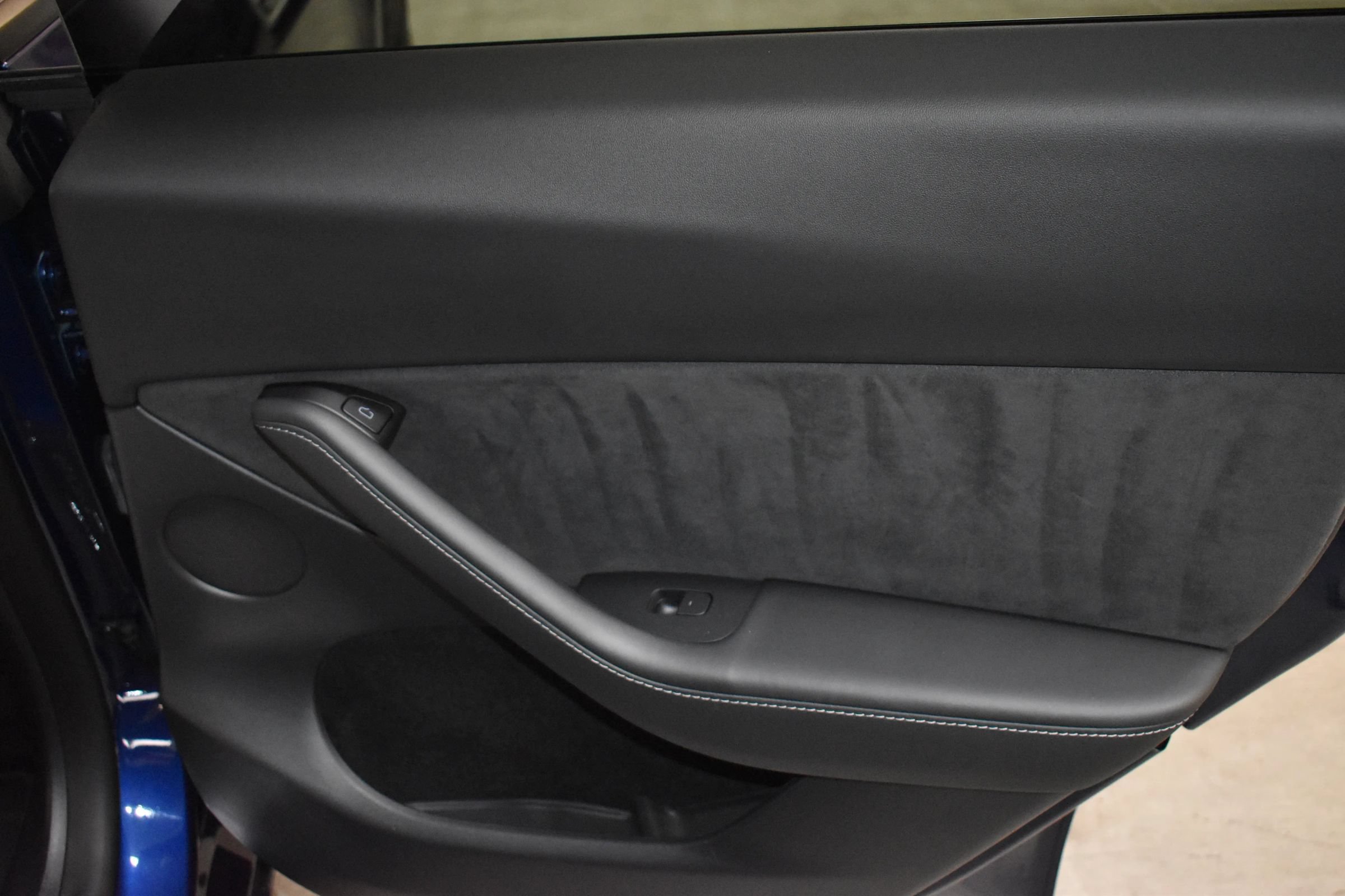 Used 2024 Tesla Model Y Performance AWD/4WD image 21