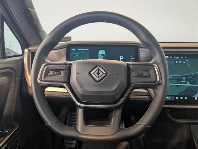 Used 2024 Rivian R1S Adventure image 18
