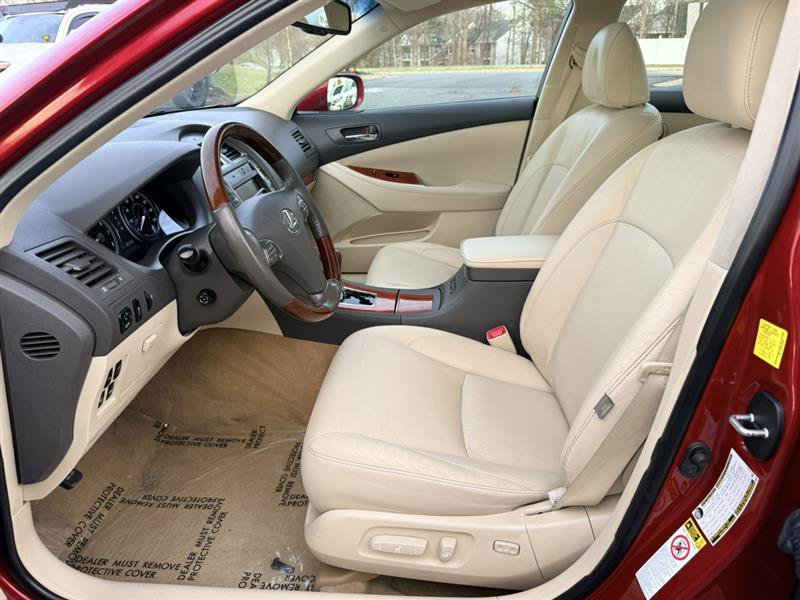 Used 2011 Lexus ES 350 FWD image 26