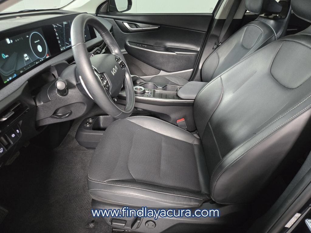 Used 2022 Kia EV6 Wind RWD image 13