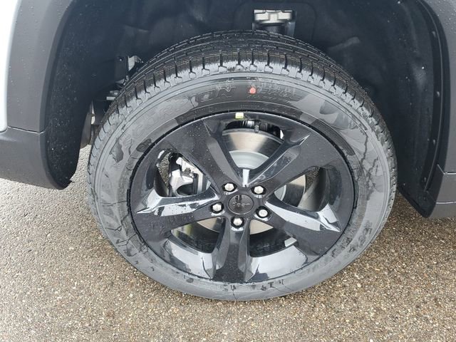 New 2025 Jeep Grand Cherokee L Limited w/ Black Appearance Package image 5