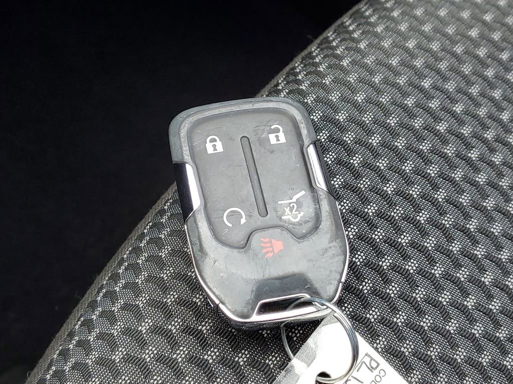 Used 2023 GMC Terrain SLE w/ Driver Convenience Package image 29