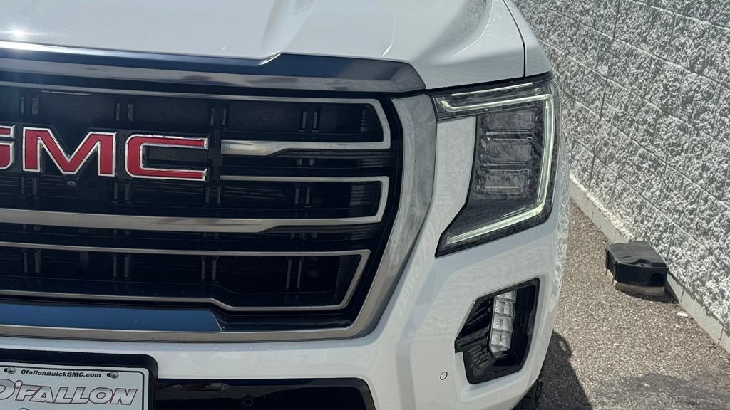 Used 2024 GMC Yukon XL AT4 w/ Technology Package AWD/4WD image 11
